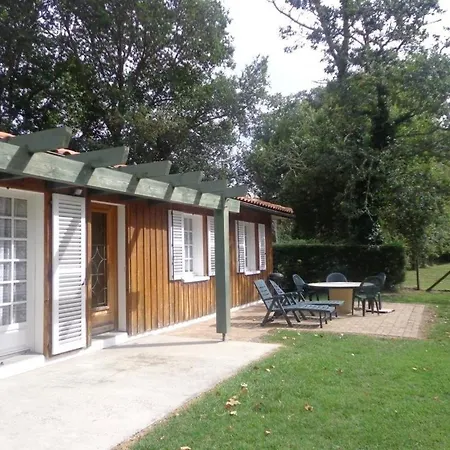 Bruyeres 펜션 레스페론